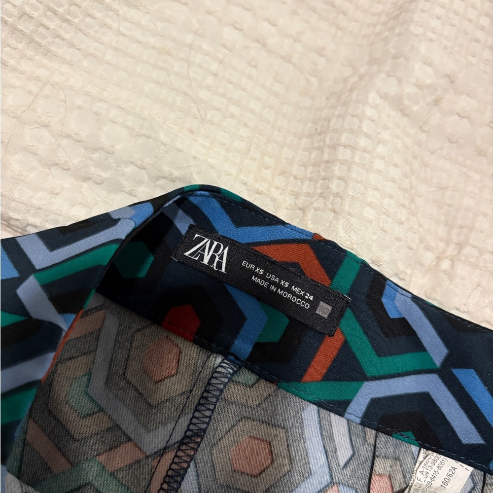 Zara pattern pants - Picture 5 of 5